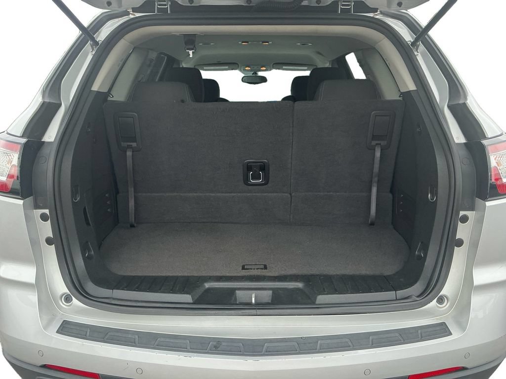 Used 2017 Chevrolet Traverse LT FWD image 24