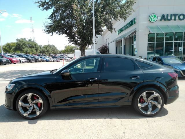 Used 2024 Audi SQ8 e-tron Premium Plus w/ Black Optic Package AWD/4WD image 12