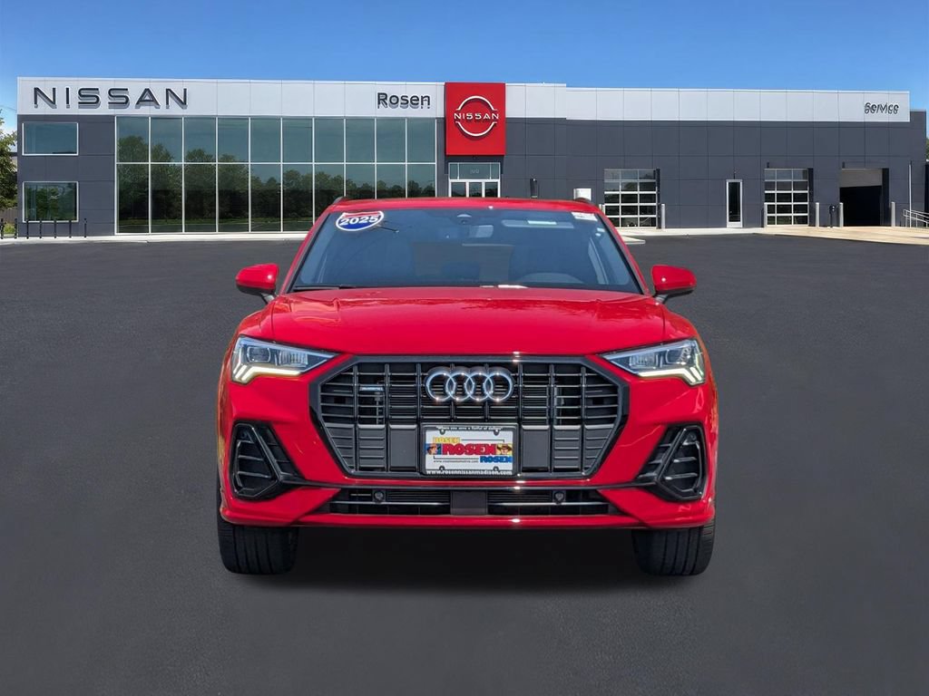 Used 2025 Audi Q3 2.0T Premium w/ Convenience Package AWD/4WD image 8