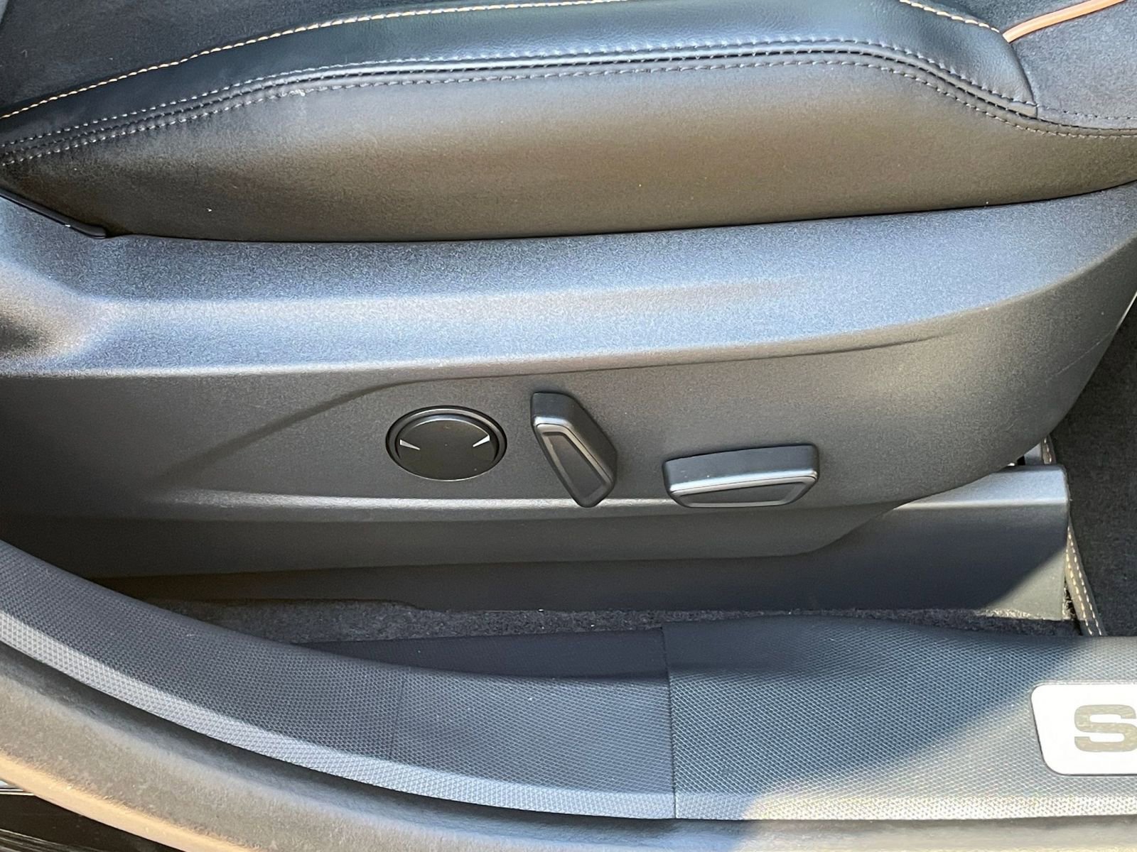Used 2023 Ford Mustang Mach-E GT image 28