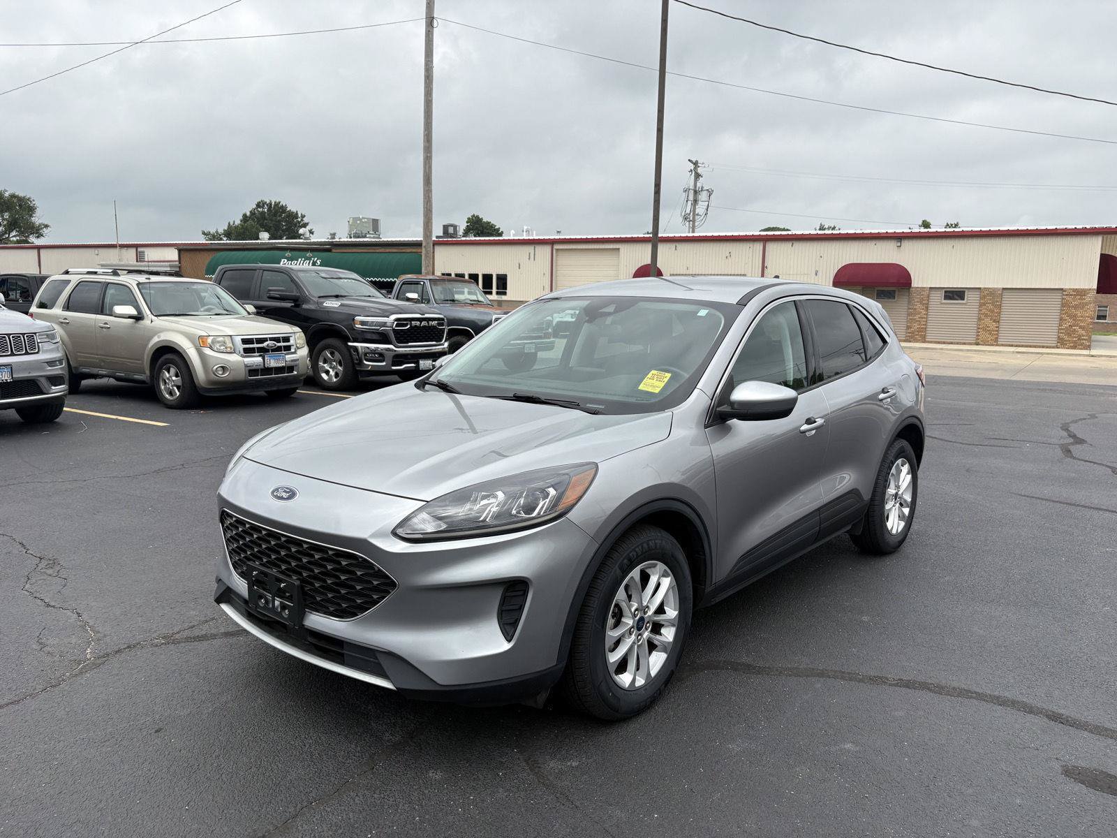 Used 2021 Ford Escape SE w/ Convenience Package FWD image 21