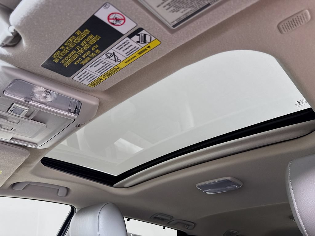 Used 2020 Toyota Sequoia Limited AWD/4WD image 21