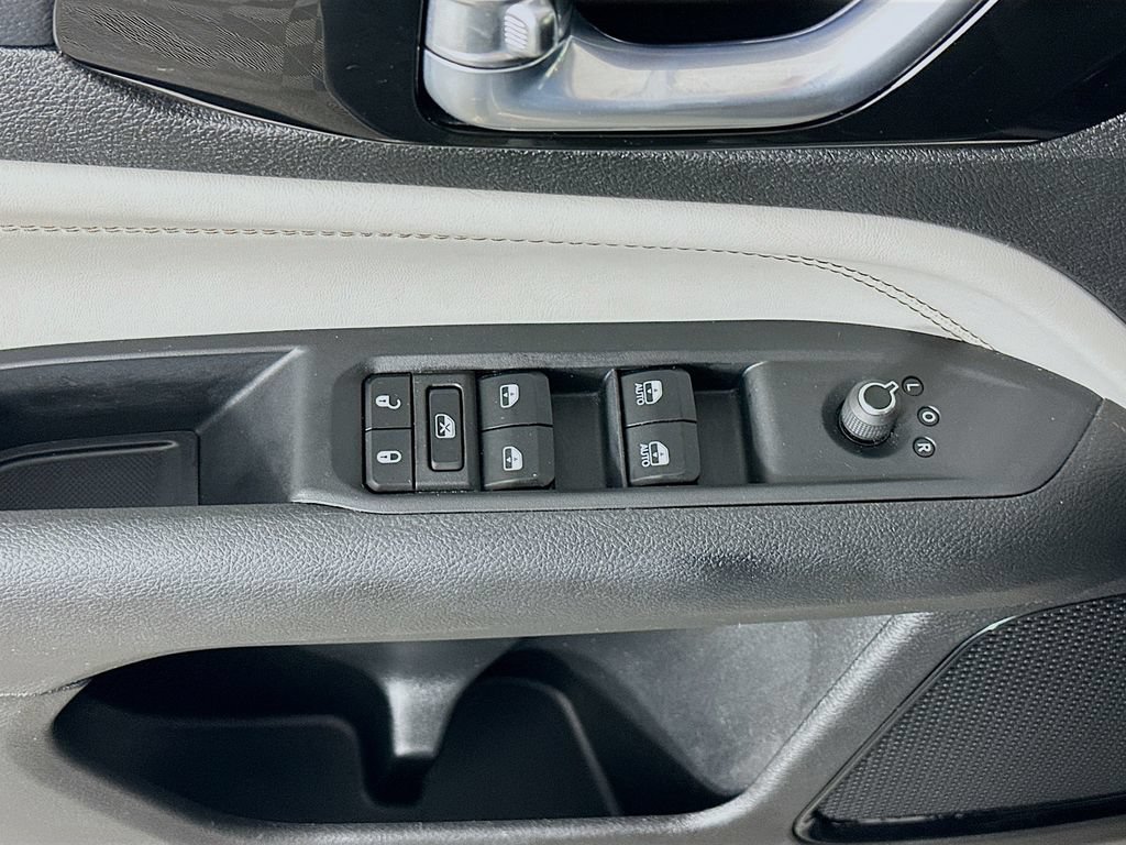 Used 2023 Jeep Compass Limited w/ Elite Group AWD/4WD image 27