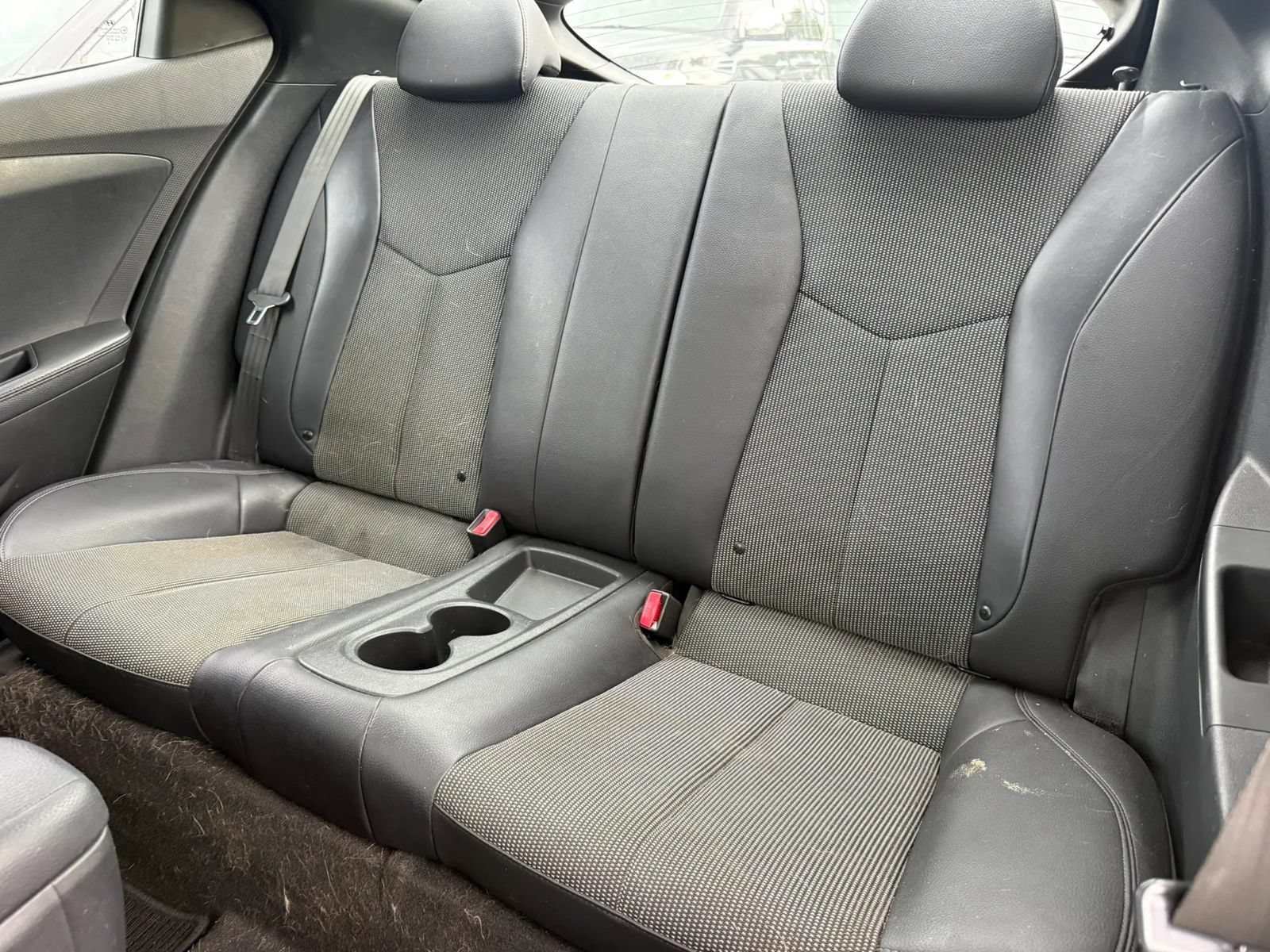 Used 2013 Hyundai Veloster w/ Style Pkg FWD image 10