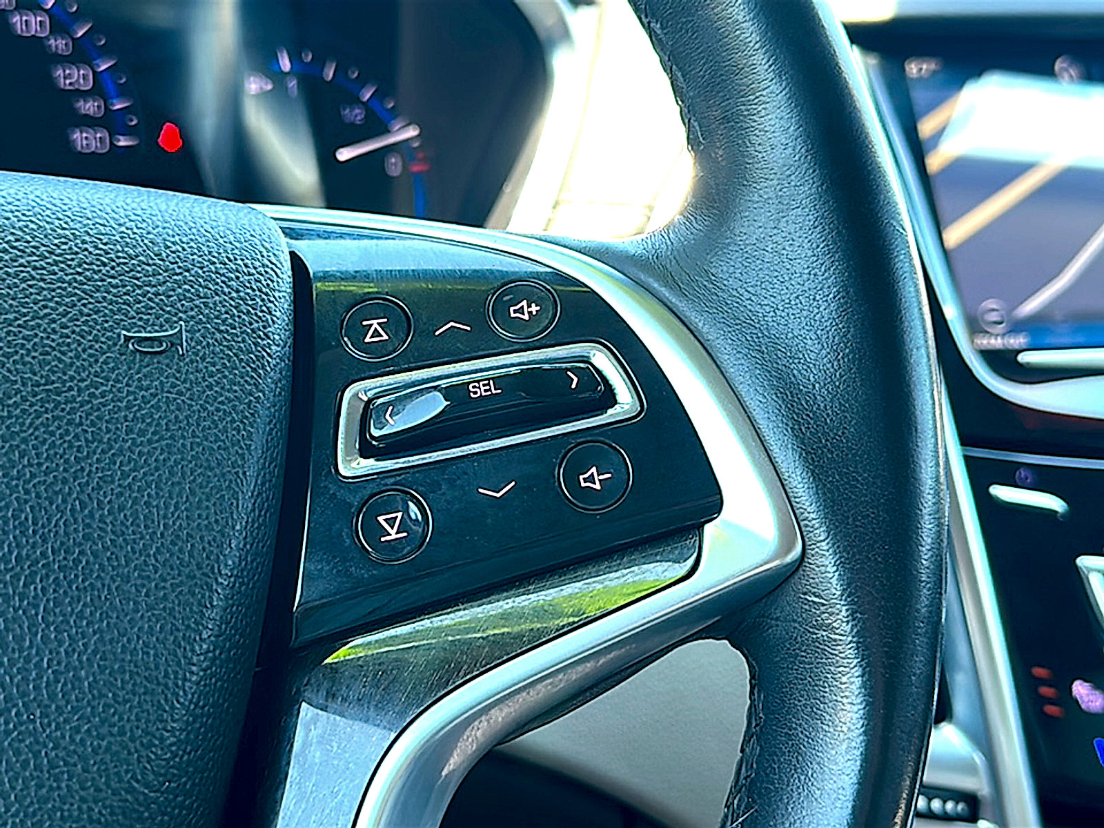 Used 2014 Cadillac SRX Premium FWD image 29