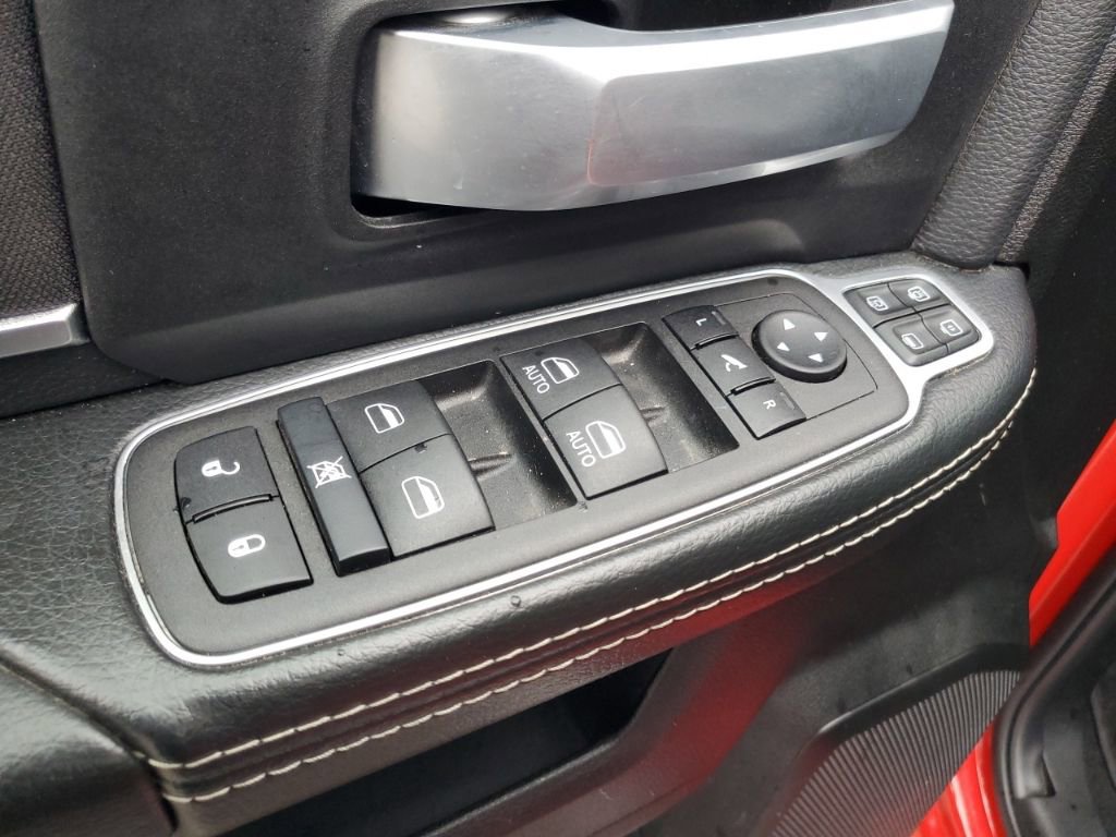 Used 2024 RAM 2500 Big Horn w/ Bed Utility Group image 9