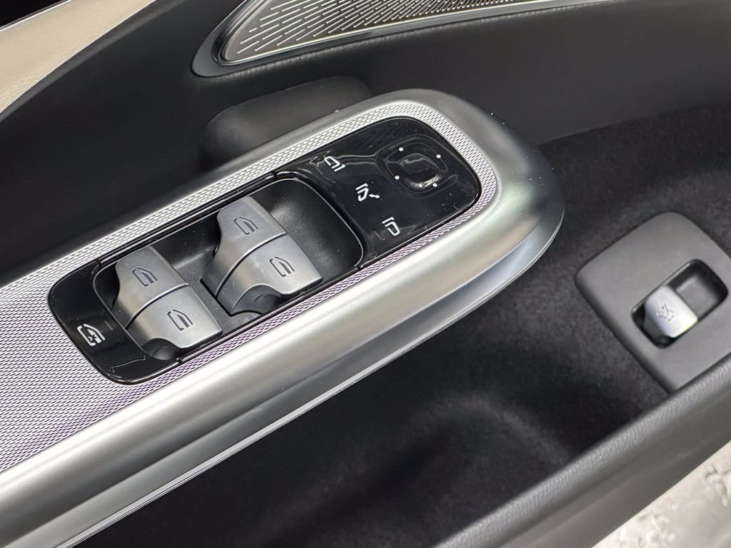 New 2026 Mercedes-Benz E 350 Sedan image 6