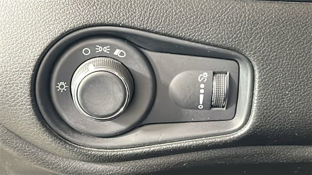 Used 2021 Jeep Renegade Sport AWD/4WD image 20