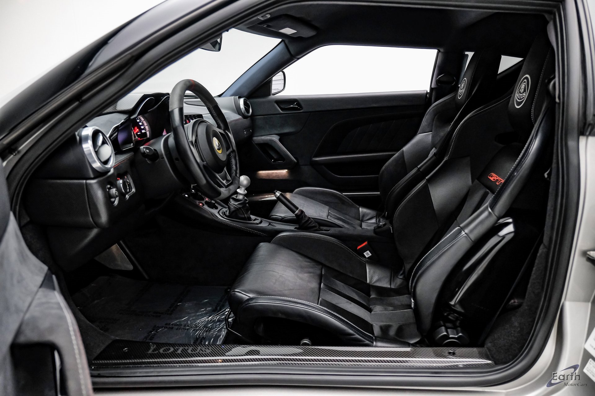 Used 2021 Lotus Evora image 35