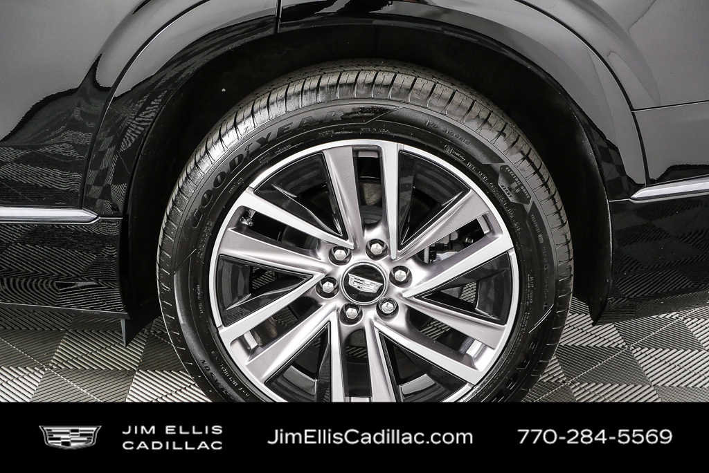 Certified 2026 Cadillac Vistiq Luxury AWD/4WD image 33