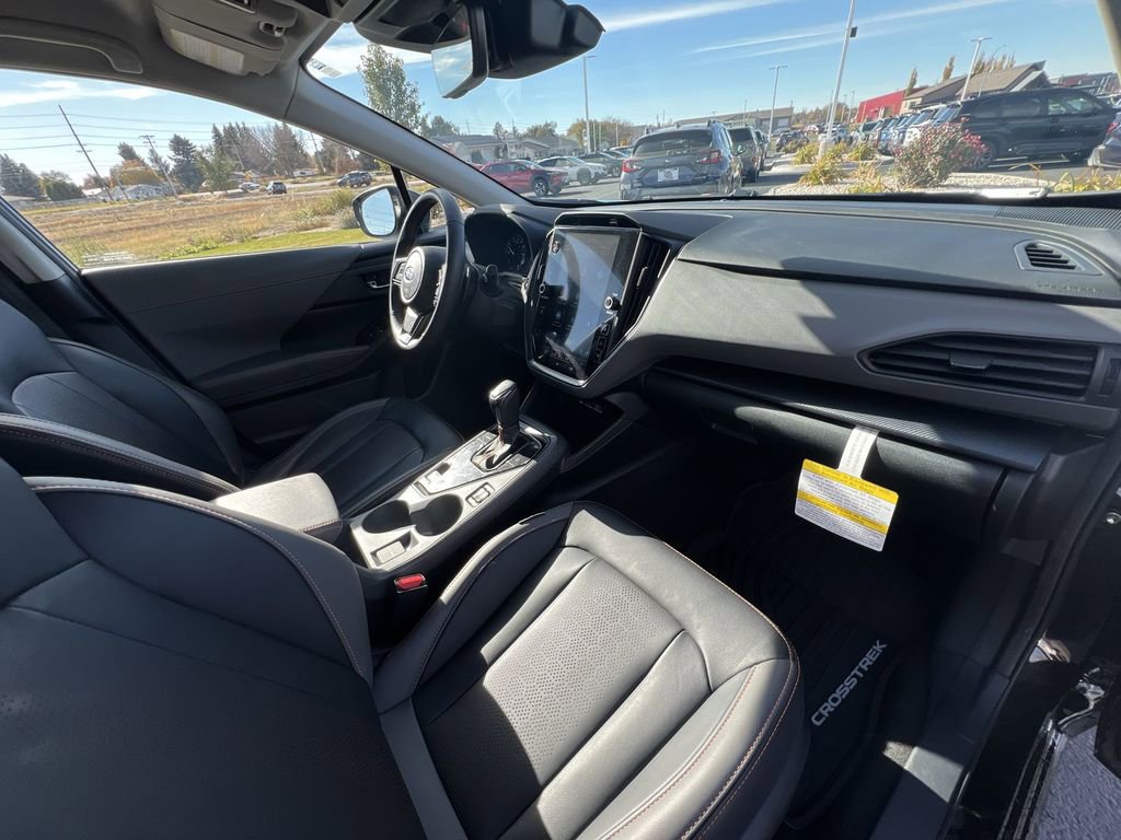 Certified 2025 Subaru Crosstrek 2.5i Limited w/ Crosstrek Mirror Package image 27