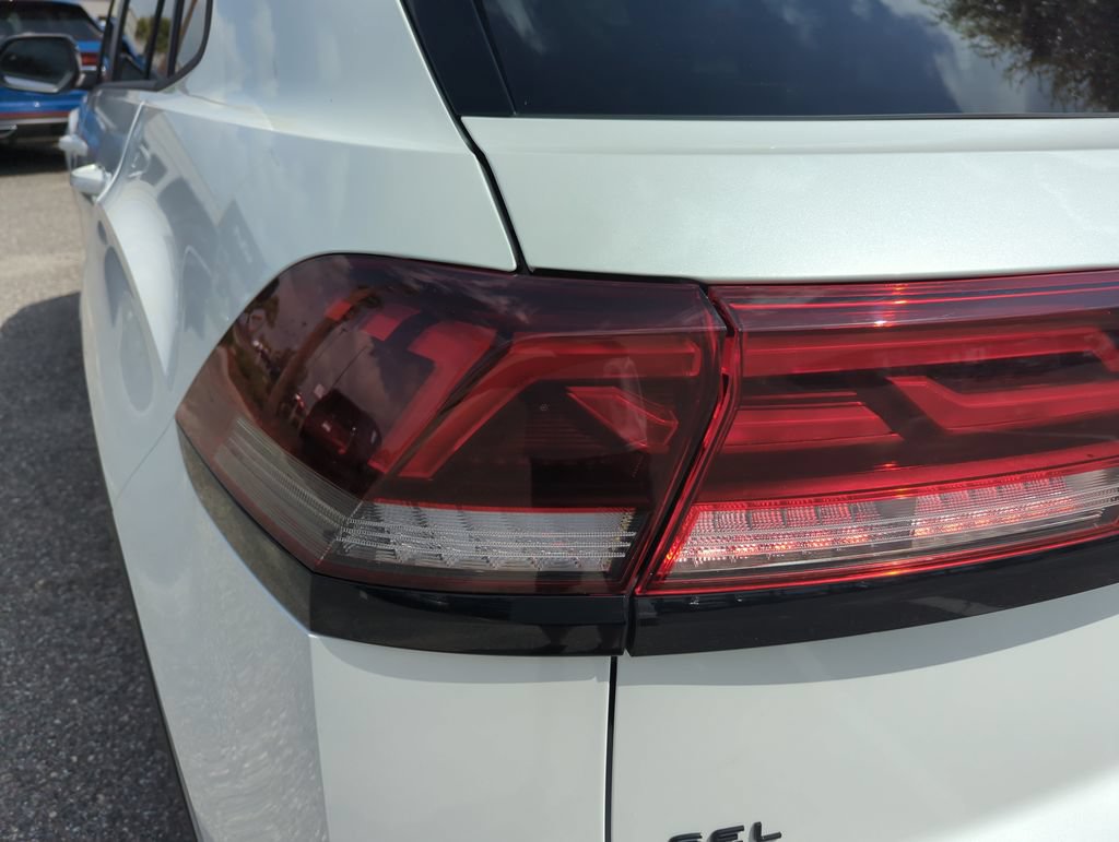 New 2026 Volkswagen Atlas Cross Sport SEL R-Line AWD/4WD image 18