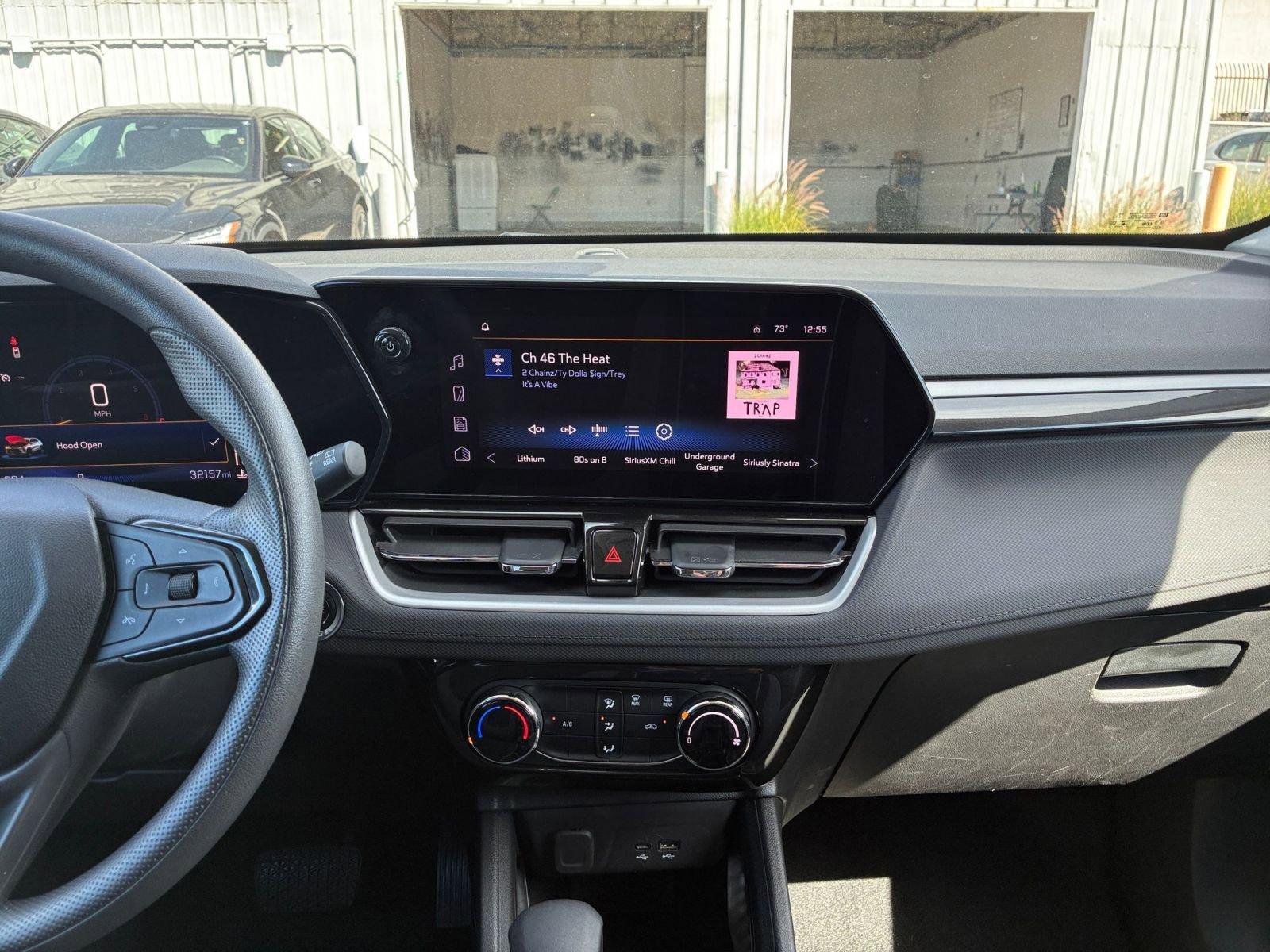 Used 2025 Chevrolet TrailBlazer LT image 17