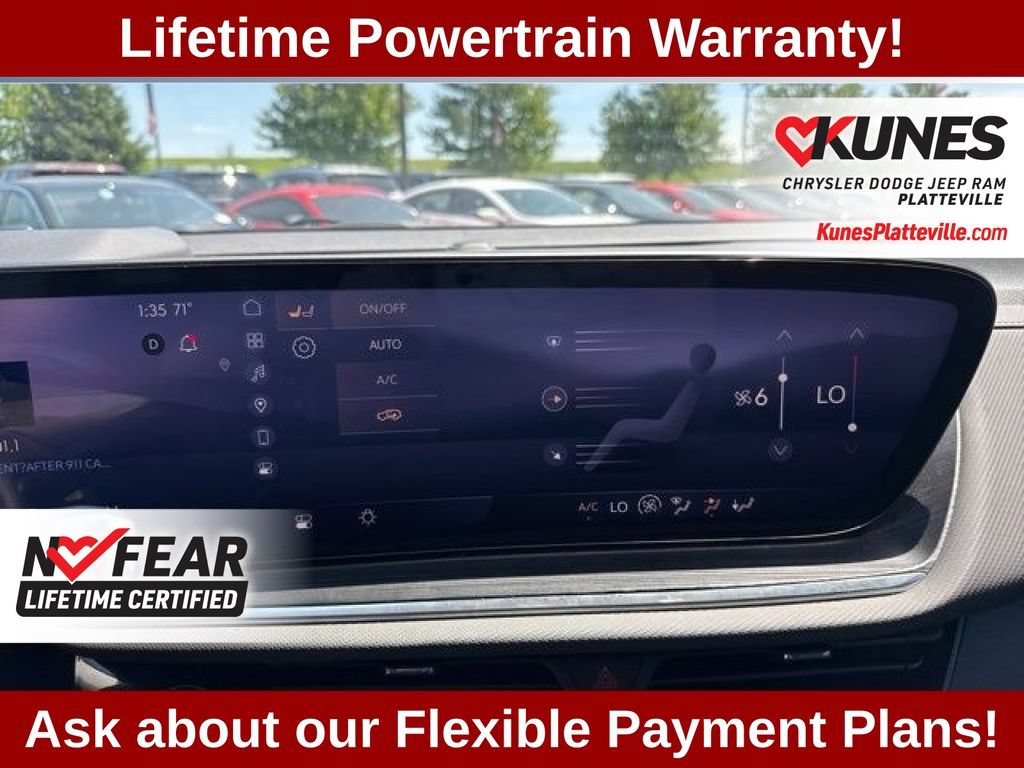 Used 2024 Buick Envision Preferred AWD/4WD image 26