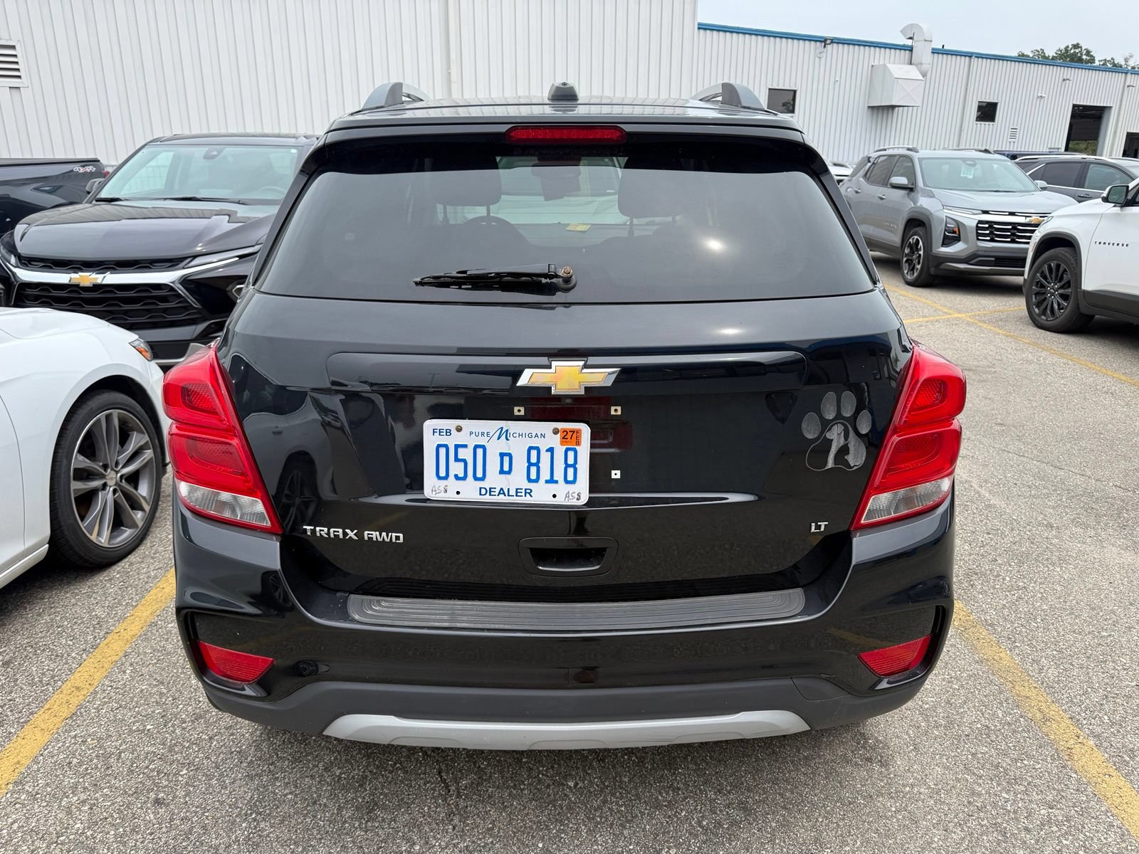 Used 2017 Chevrolet Trax LT AWD/4WD image 3