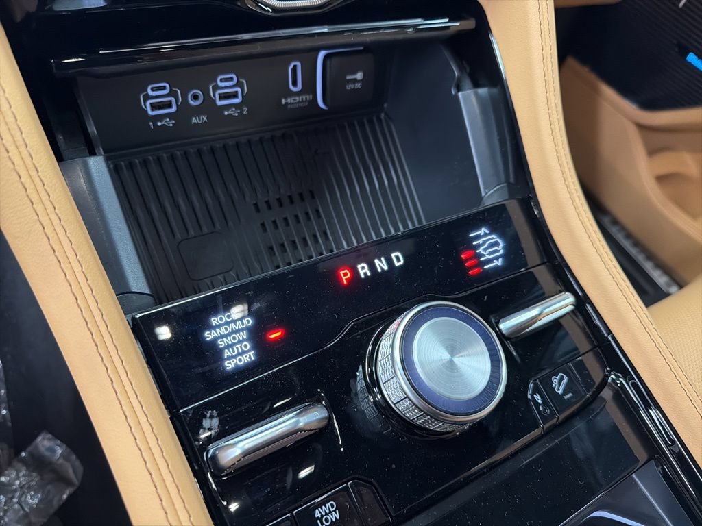 New 2026 Jeep Grand Cherokee Summit AWD/4WD image 22