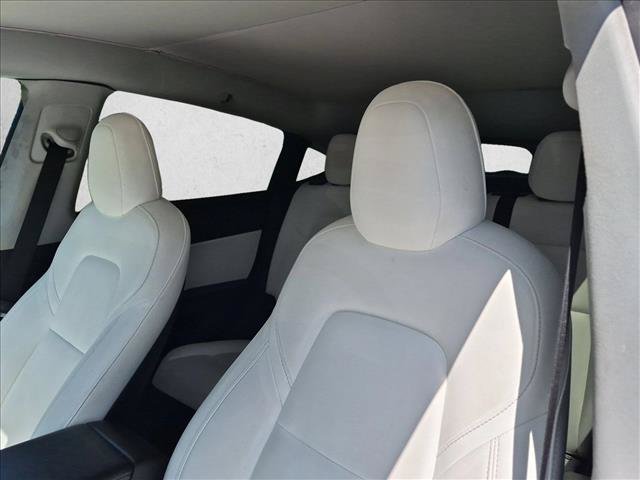 Used 2021 Tesla Model Y Long Range AWD/4WD image 14