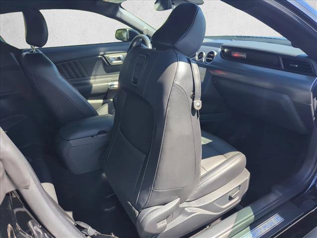 Used 2021 Ford Mustang GT Premium w/ GT Performance Package RWD image 26