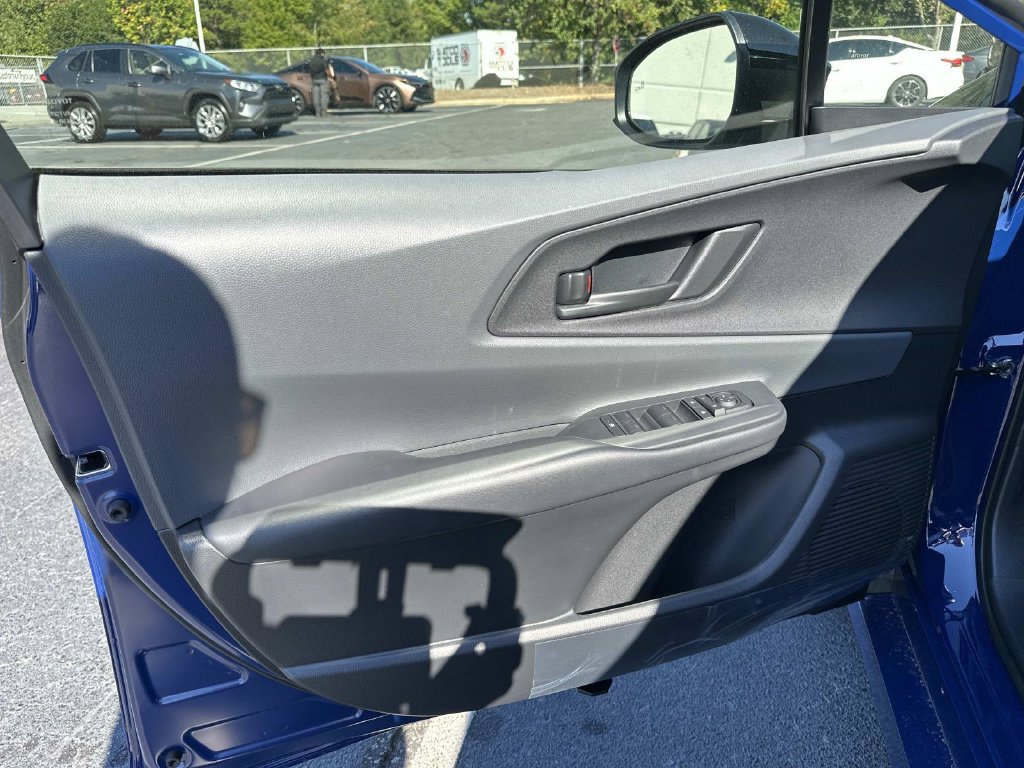 New 2027 Toyota Prius LE FWD image 20