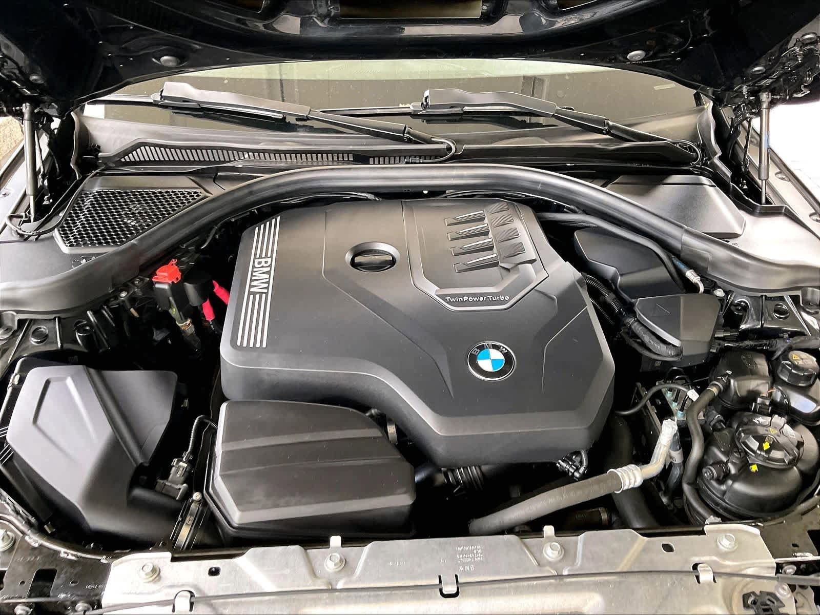 Used 2023 BMW 230i Coupe w/ Convenience Package RWD image 32