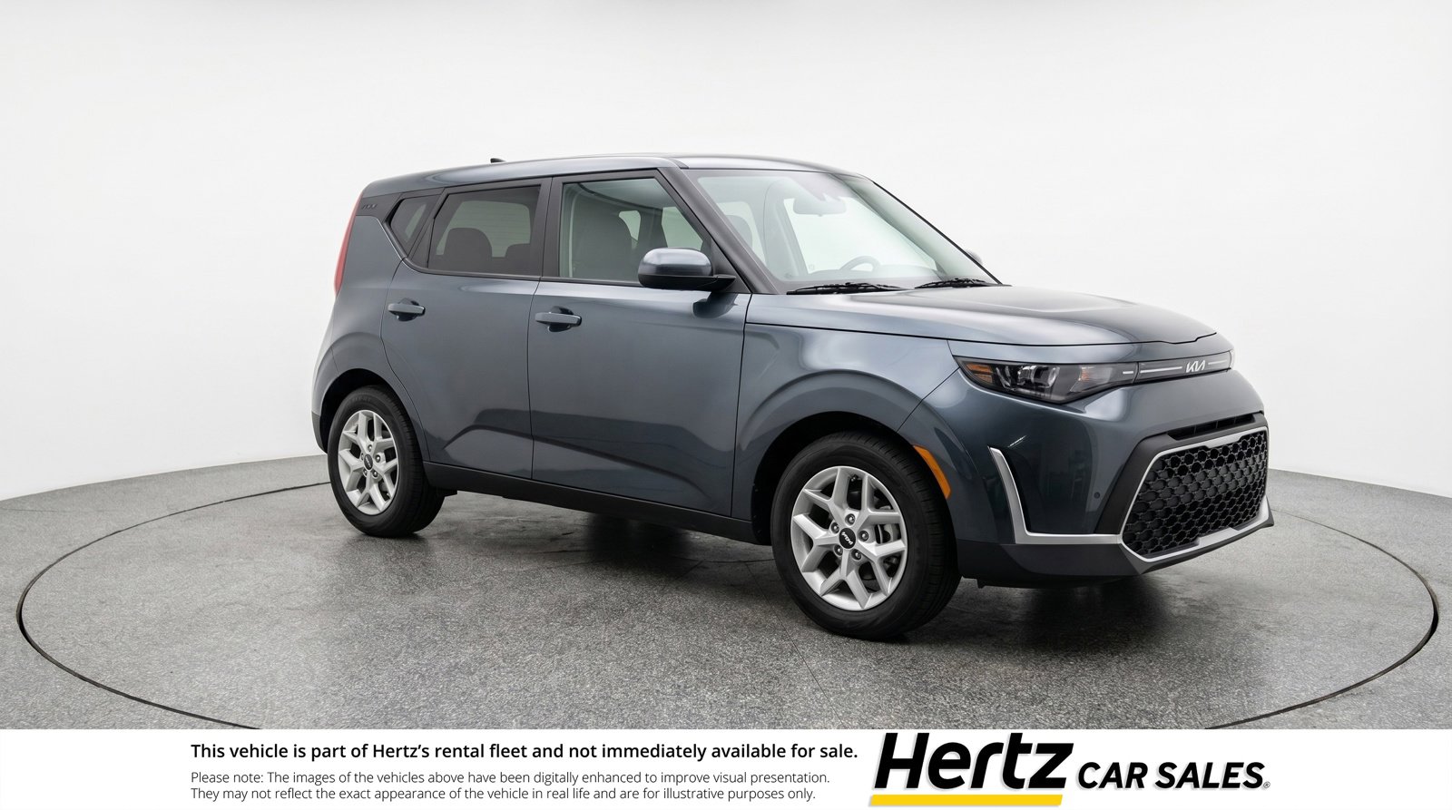 Used 2025 Kia Soul LX w/ LX Technology Package FWD image 1
