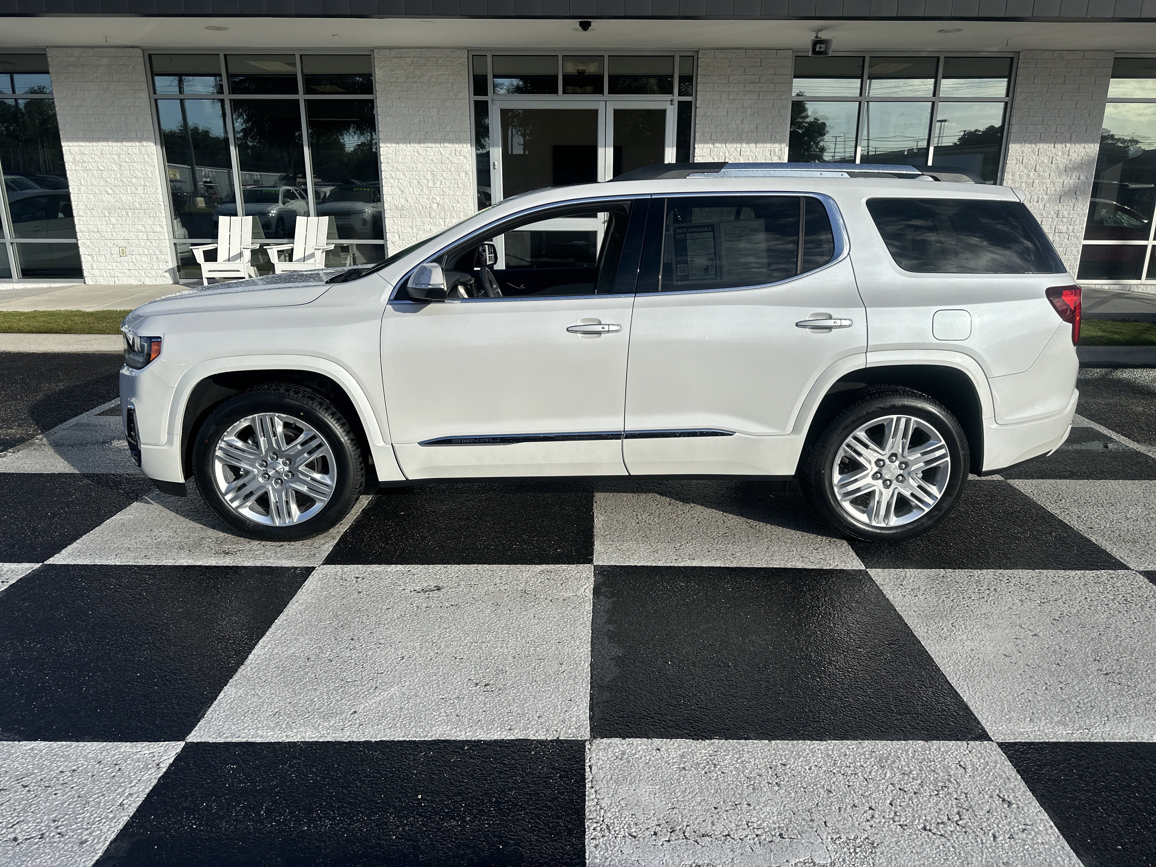 Used 2021 GMC Acadia Denali w/ Denali Technology Package