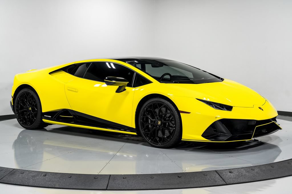 Used 2022 Lamborghini Huracan EVO AWD/4WD image 39