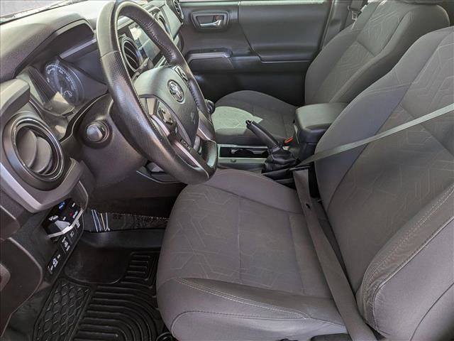 Used 2019 Toyota Tacoma TRD Off-Road w/ Technology Package AWD/4WD image 15