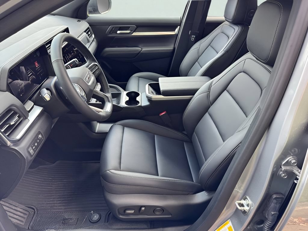 New 2027 GMC Terrain Elevation w/ Elevation Premium Package FWD image 8