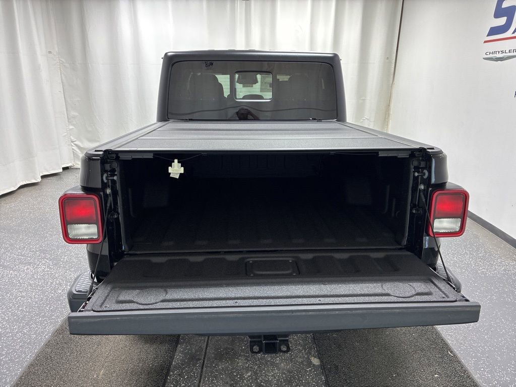 New 2026 Jeep Gladiator Sport AWD/4WD image 6