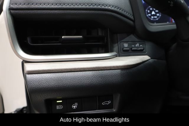 Used 2024 Toyota Grand Highlander FWD image 18
