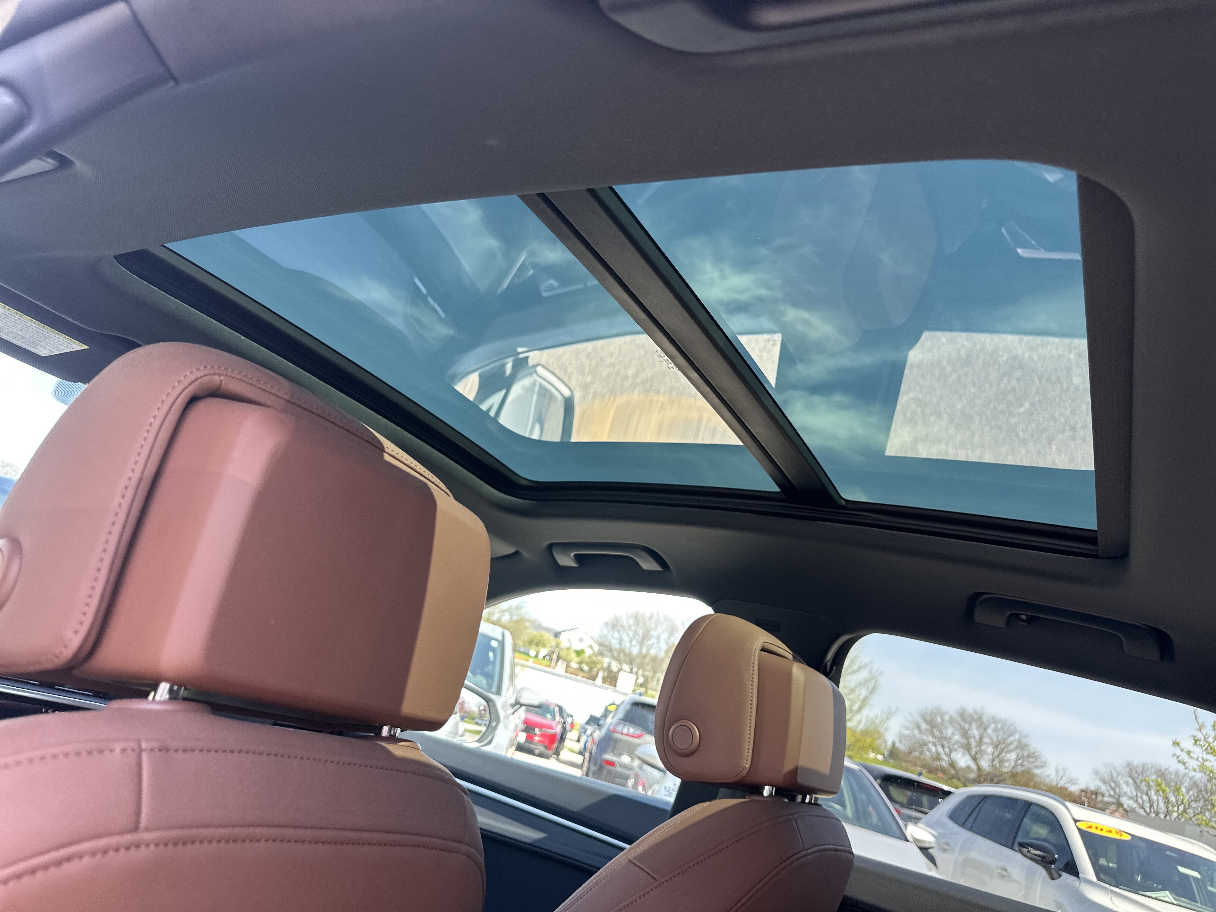 Used 2020 Audi Q3 2.0T Premium AWD/4WD image 17