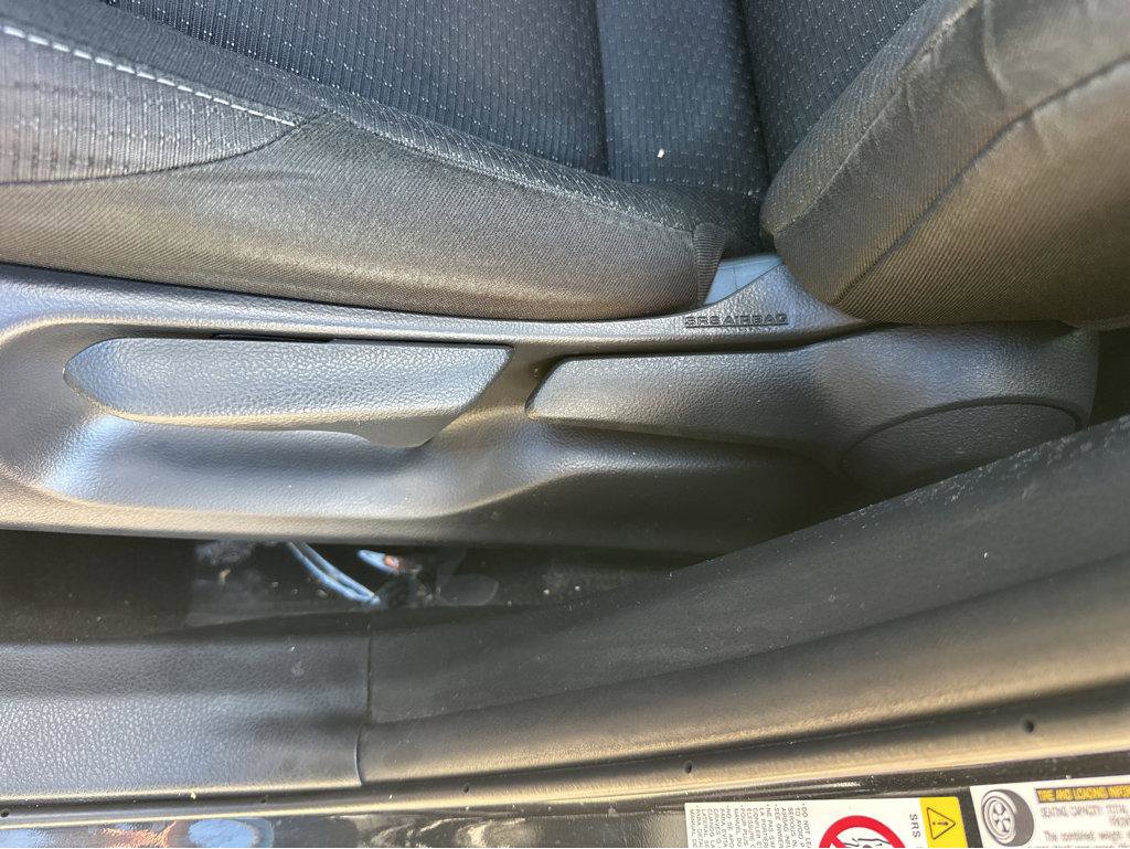 Used 2019 Toyota C-HR LE FWD image 30