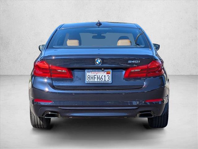 Used 2019 BMW 540i w/ Premium Package image 7