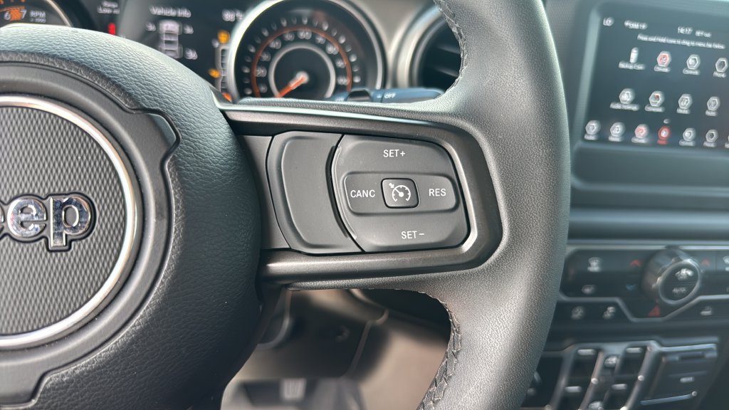 Used 2023 Jeep Wrangler Unlimited Sport AWD/4WD image 20