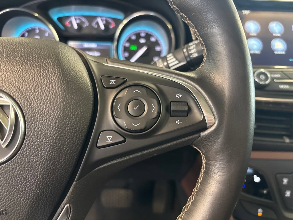 Used 2017 Buick Envision Essence AWD/4WD image 24