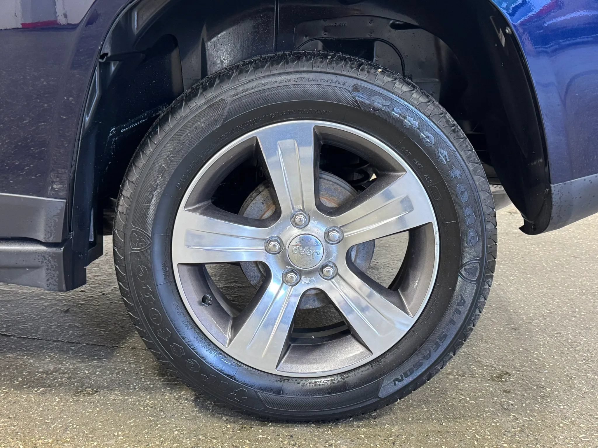 Used 2017 Jeep Compass High Altitude FWD image 29