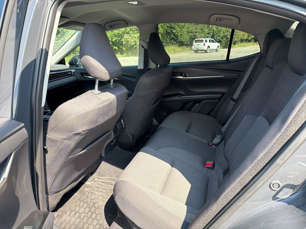 Used 2025 Toyota Camry LE w/ Convenience Package FWD image 27