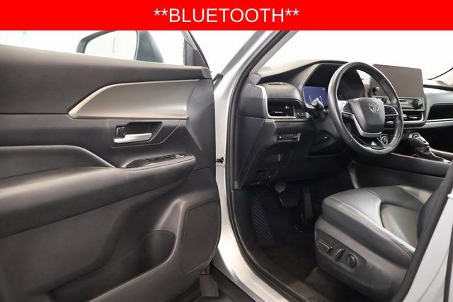 Certified 2024 Toyota Grand Highlander XLE image 10