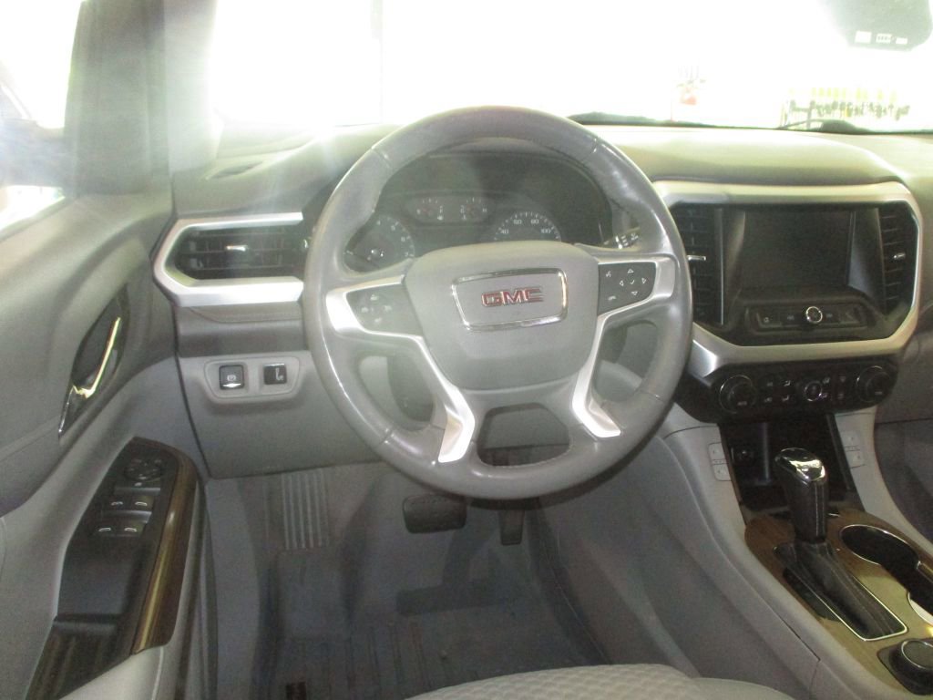 Used 2019 GMC Acadia SLE image 7
