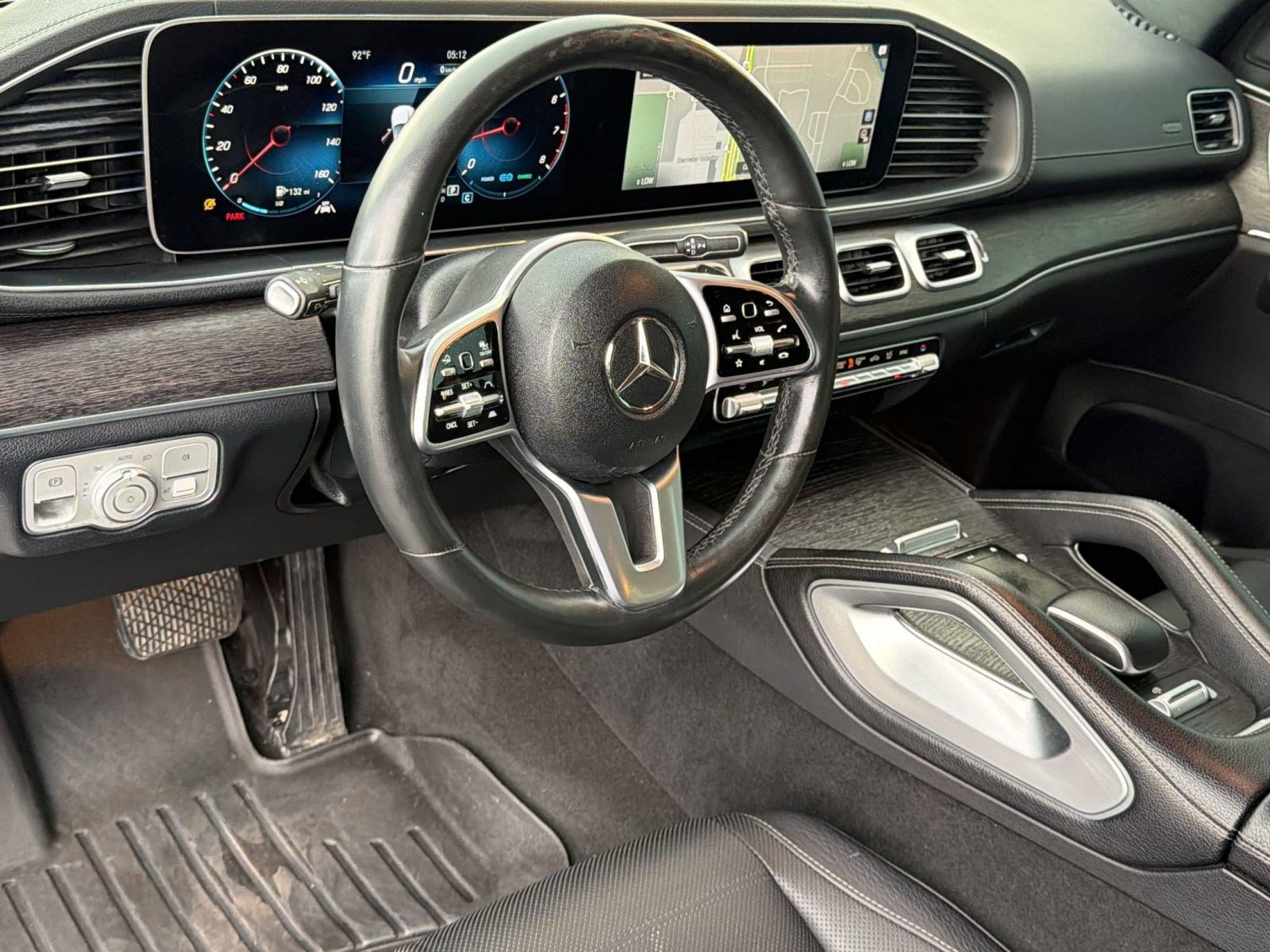 Used 2022 Mercedes-Benz GLS 450 4MATIC image 4