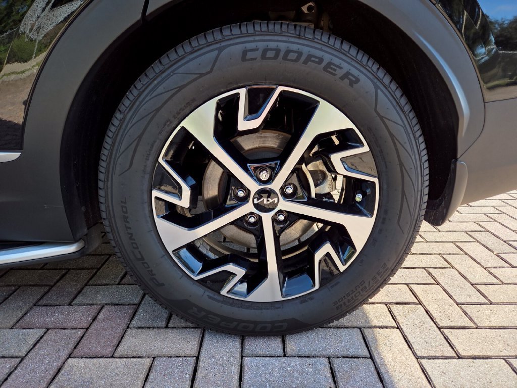 Used 2024 Kia Sportage EX FWD image 20