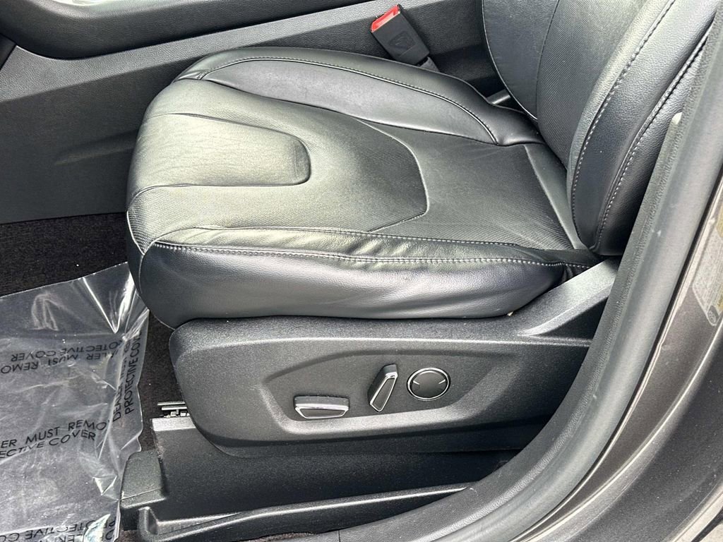 Used 2016 Ford Edge Titanium w/ Equipment Group 302A image 25