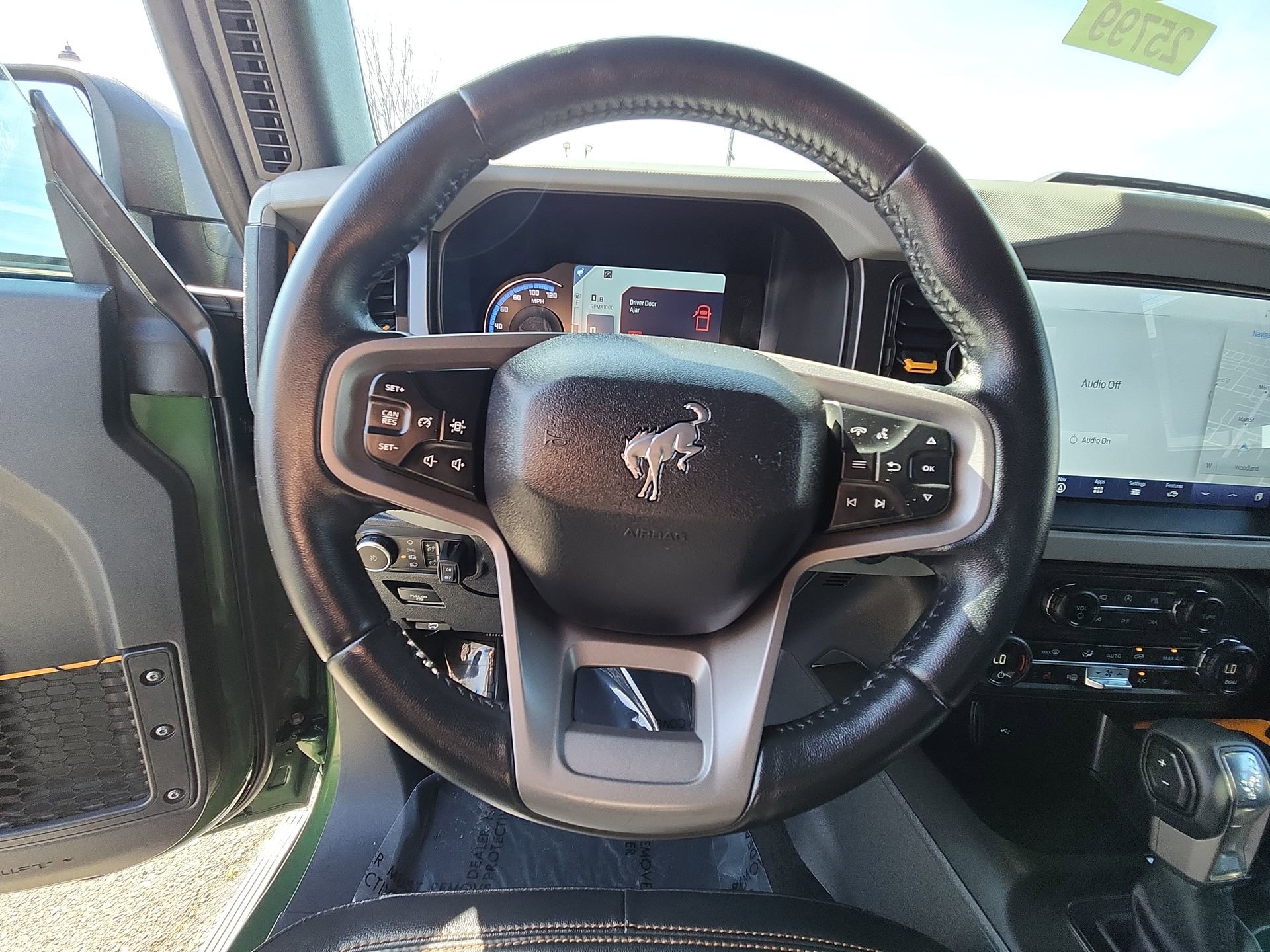 Used 2023 Ford Bronco Badlands AWD/4WD image 11