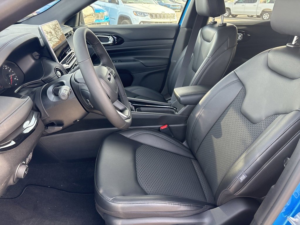 New 2026 Jeep Compass Latitude image 9