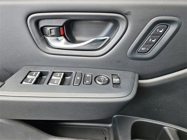 Used 2023 Honda Pilot Touring image 29