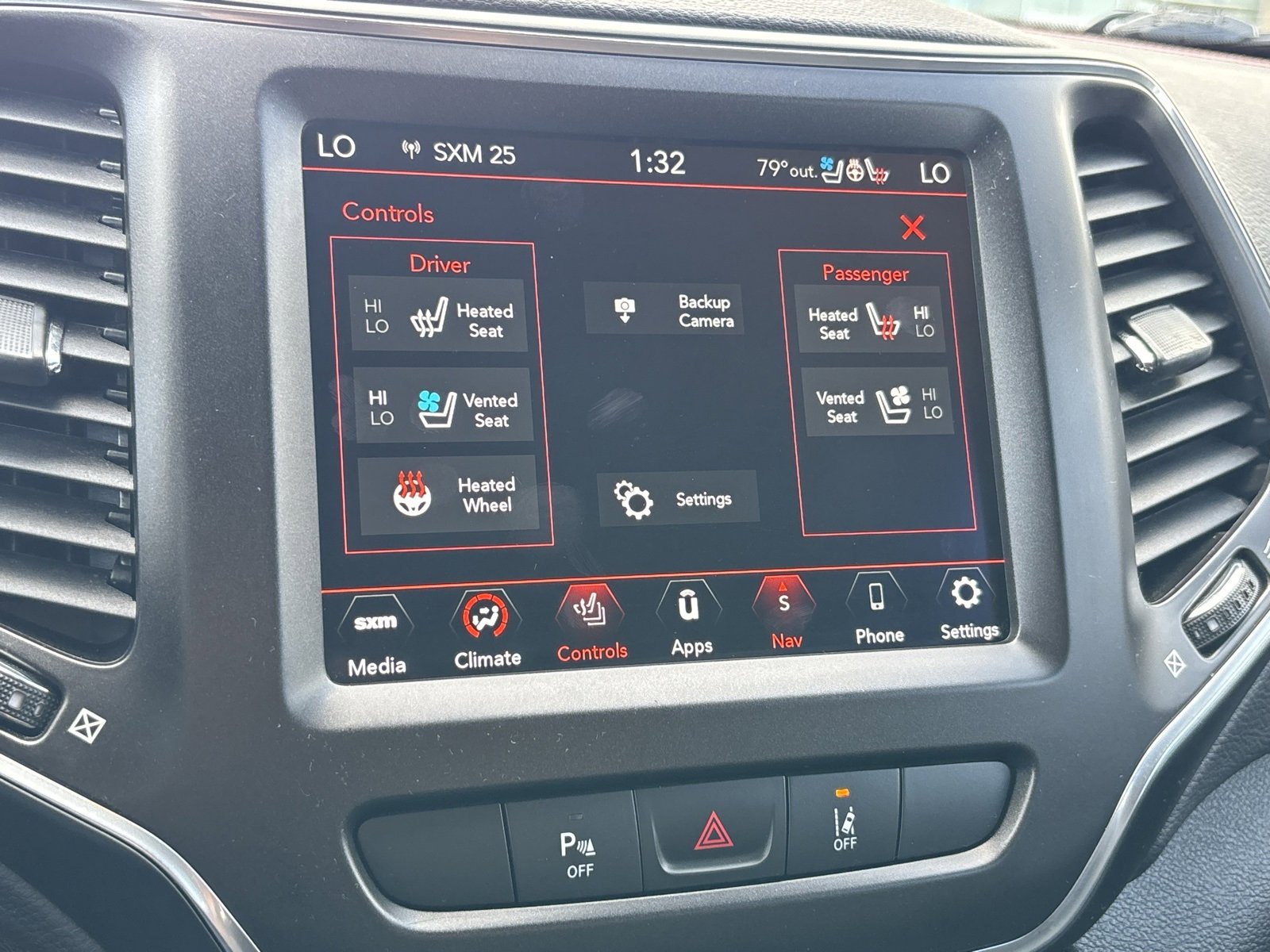 Used 2022 Jeep Cherokee Trailhawk w/ Sun, Sound & Nav Group image 26