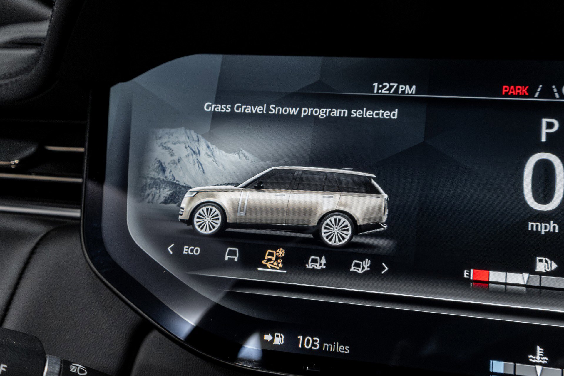 Used 2023 Land Rover Range Rover Long Wheelbase SE image 64