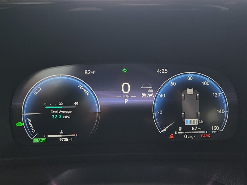 Used 2026 Toyota Crown Signia w/ Advanced Technology Package AWD/4WD image 35