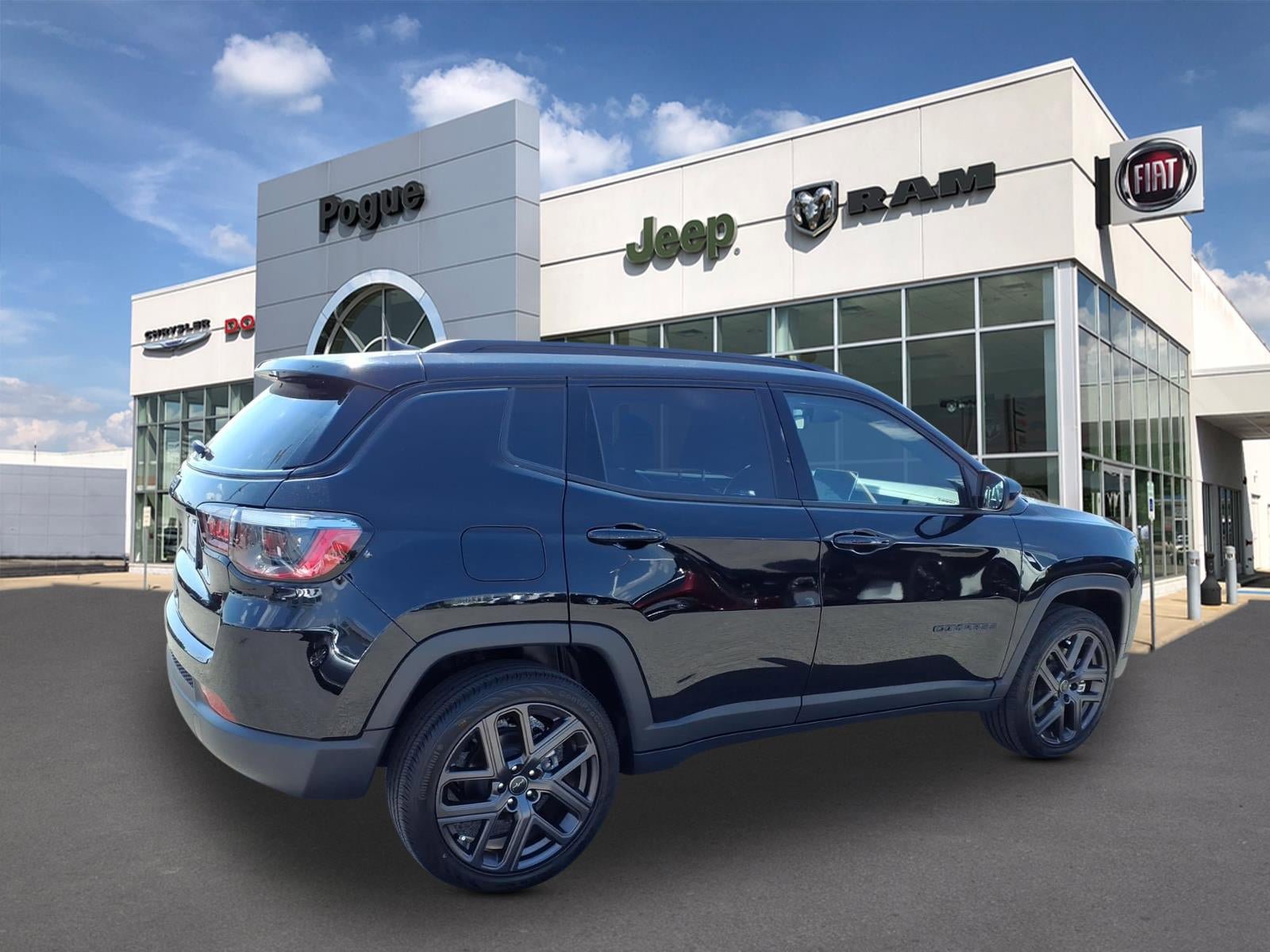 New 2026 Jeep Compass Latitude AWD/4WD image 2